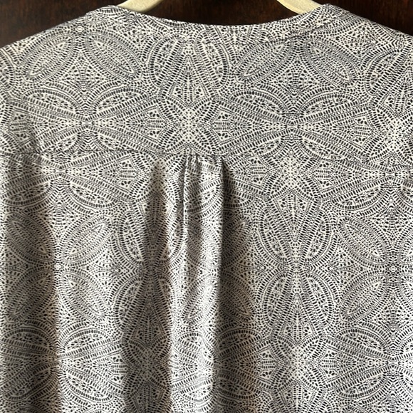 H&M blouse - Picture 4 of 7